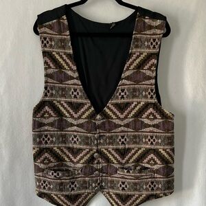 Men’s Size Large Embossed Woven Vest